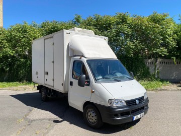 Hűtős teherautó bérlés FRIGOAUTO Budapest Budapest Bács-Kiskun megye Baranya megye Békés megye Borsod-Abaúj-Zemplén megye Csongrád megye Fejér megye Győr-Moson-Sopron megye Hajdú-Bihar megye Heves megye Jász-Nagykun-Szolnok megye Komárom-Esztergom megye Nógrád megye Pest megye Somogy megye Szabolcs-Szatmár-Bereg megye Tolna megye Vas megye Veszprém megye Zala megye