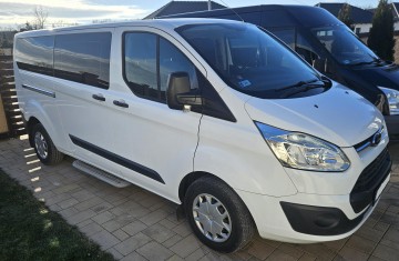 Kisbusz bérlés – 9 személyes FORD Transit Custom Kocs Budapest Fejér megye Győr-Moson-Sopron megye Komárom-Esztergom megye Pest megye Veszprém megye