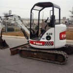 Árokásó – Mini Excavator Bobcat 430 kezelővel együtt 