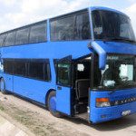 SETRA emeletes busz (70+1 sofőr)  bulijárat 
